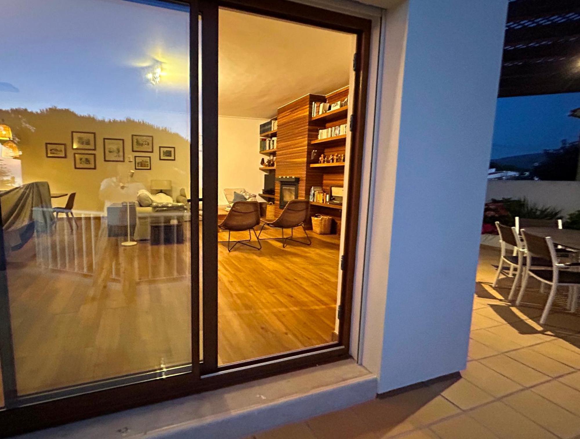 Colares Beach House, Pool Child Friendly Экстерьер фото